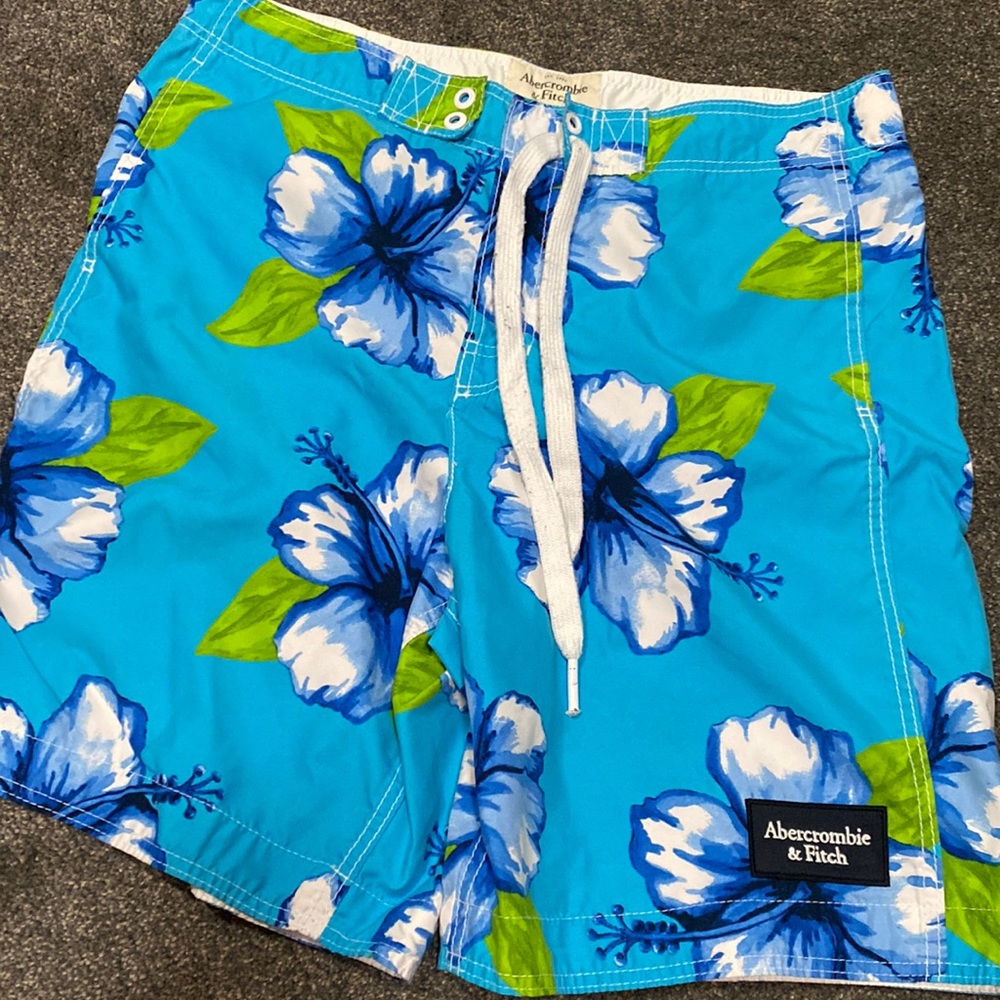Abercrombie & Fitch men’s swim trunks size XL